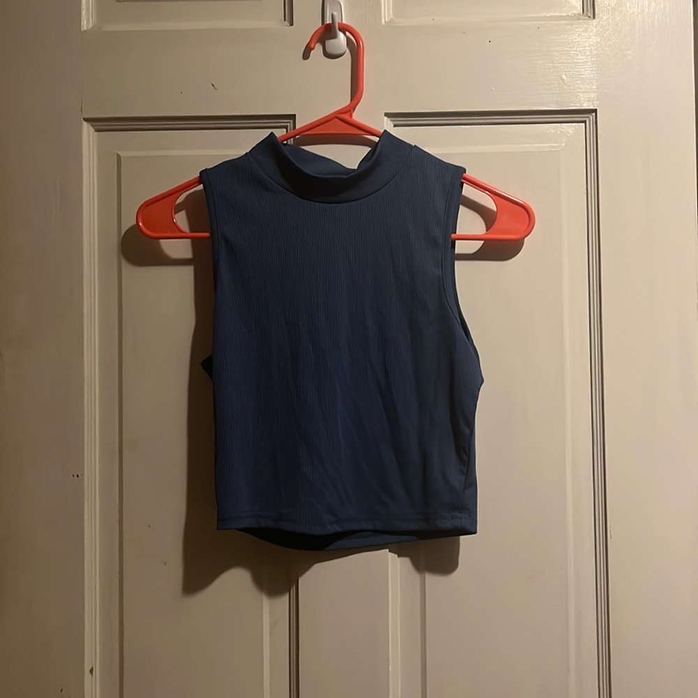 blue tank top